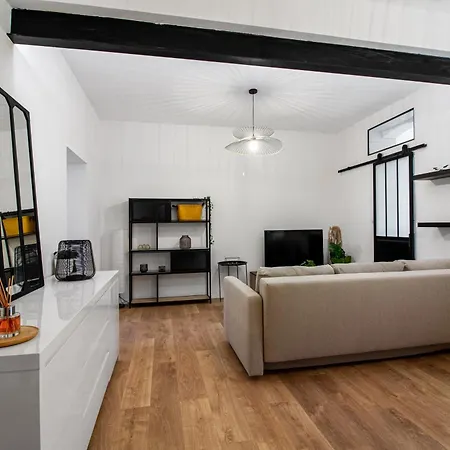 Apartment Sweet Ivy Nilvange